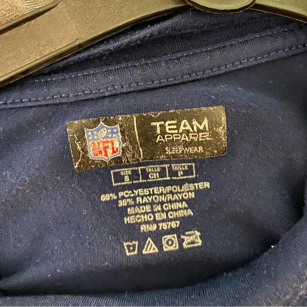 Men’s size small Tennessee Titans sleepwear shirt. Used